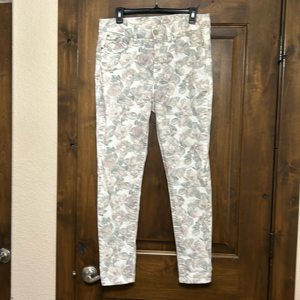 Seven7 floral jeans